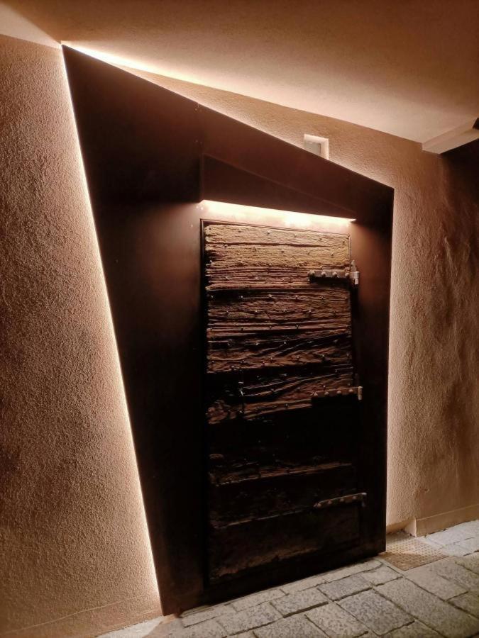 L'abri En - Parcheggio Privato A 100 Mt Ed Accesso Con Auto Nell'area Pedonale Apartment Aosta