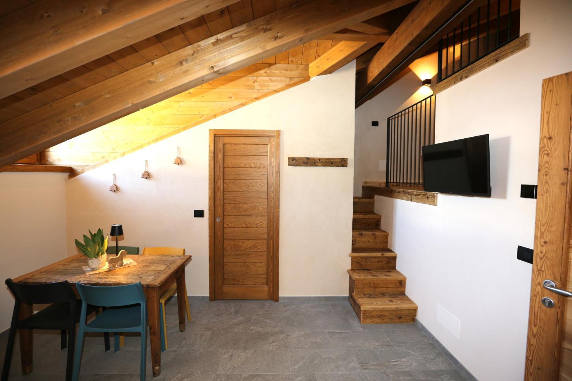 Apartment L'abri En - Parcheggio Privato A 100 Mt Ed Accesso Con Auto Nell'area Pedonale
