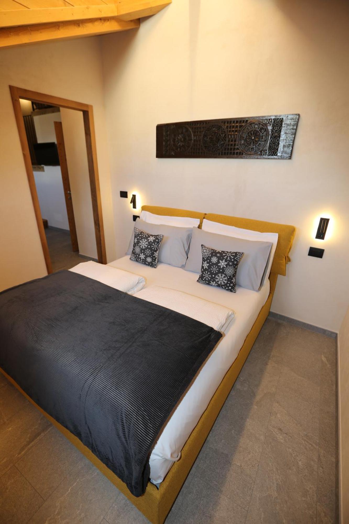 Apartment L'abri En - Parcheggio Privato A 100 Mt Ed Accesso Con Auto Nell'area Pedonale *